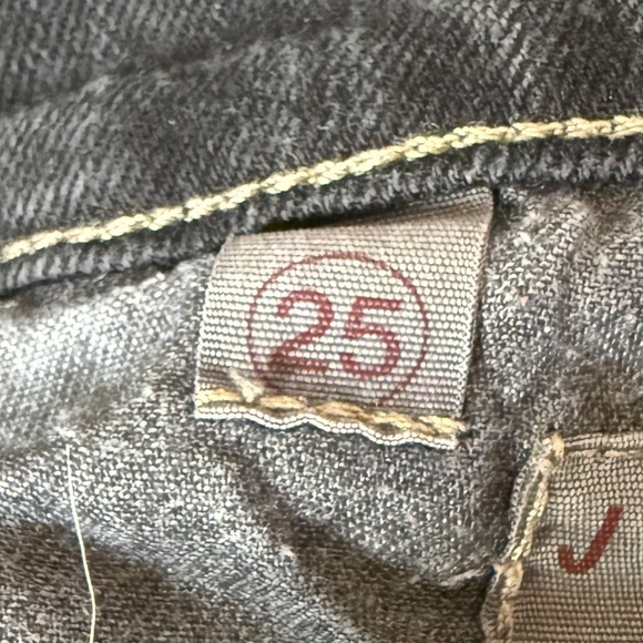 GUC - J Brand Gray Cigarette Jeans 25 - Picture 9 of 10